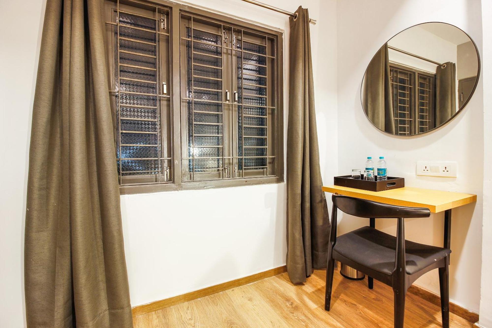 Hotel Super Townhouse Rcc Sunrise Hyderabad Esterno foto